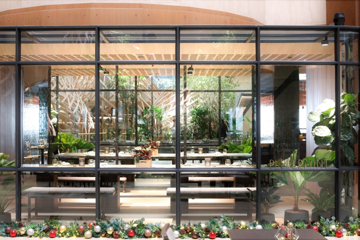 Peppermint Restaurant DineInGarden Ala Carte Buffet With Boston Lobster Au Gratin, At