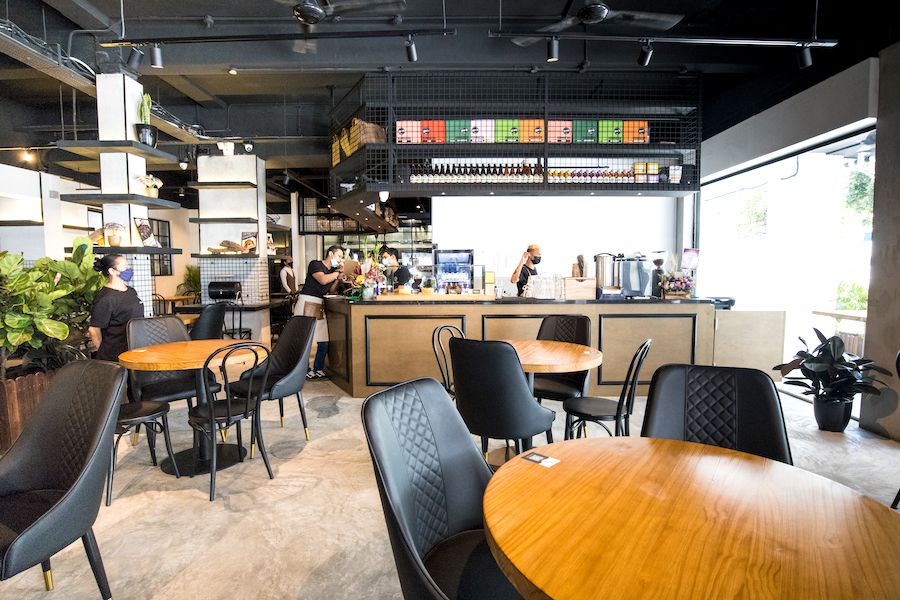 Cherry & Oak NEW MuslimOwned Smokehouse Cafe Serving WoodSmoked