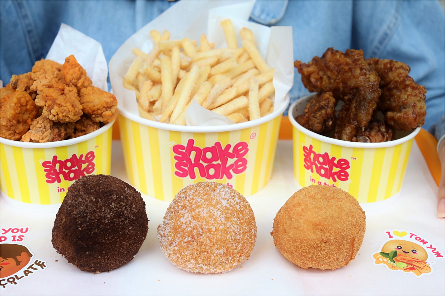 Shake Shake In A Tub Shake Shake Bola Bola Balls With Tom Yum, Nacho