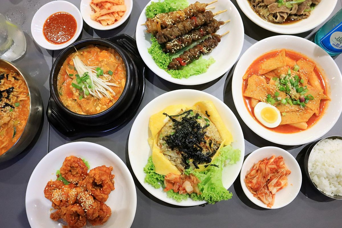 Pocha! Korean Street Dining Korean Restaurant At Yishun With Omelette