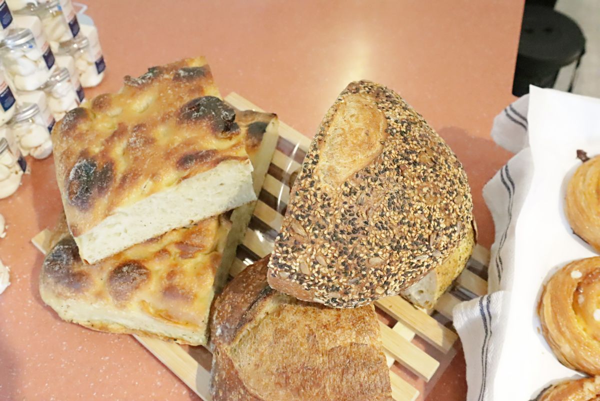 La Petite Boulangerie French Bakery Café Near Farrer Park Offering