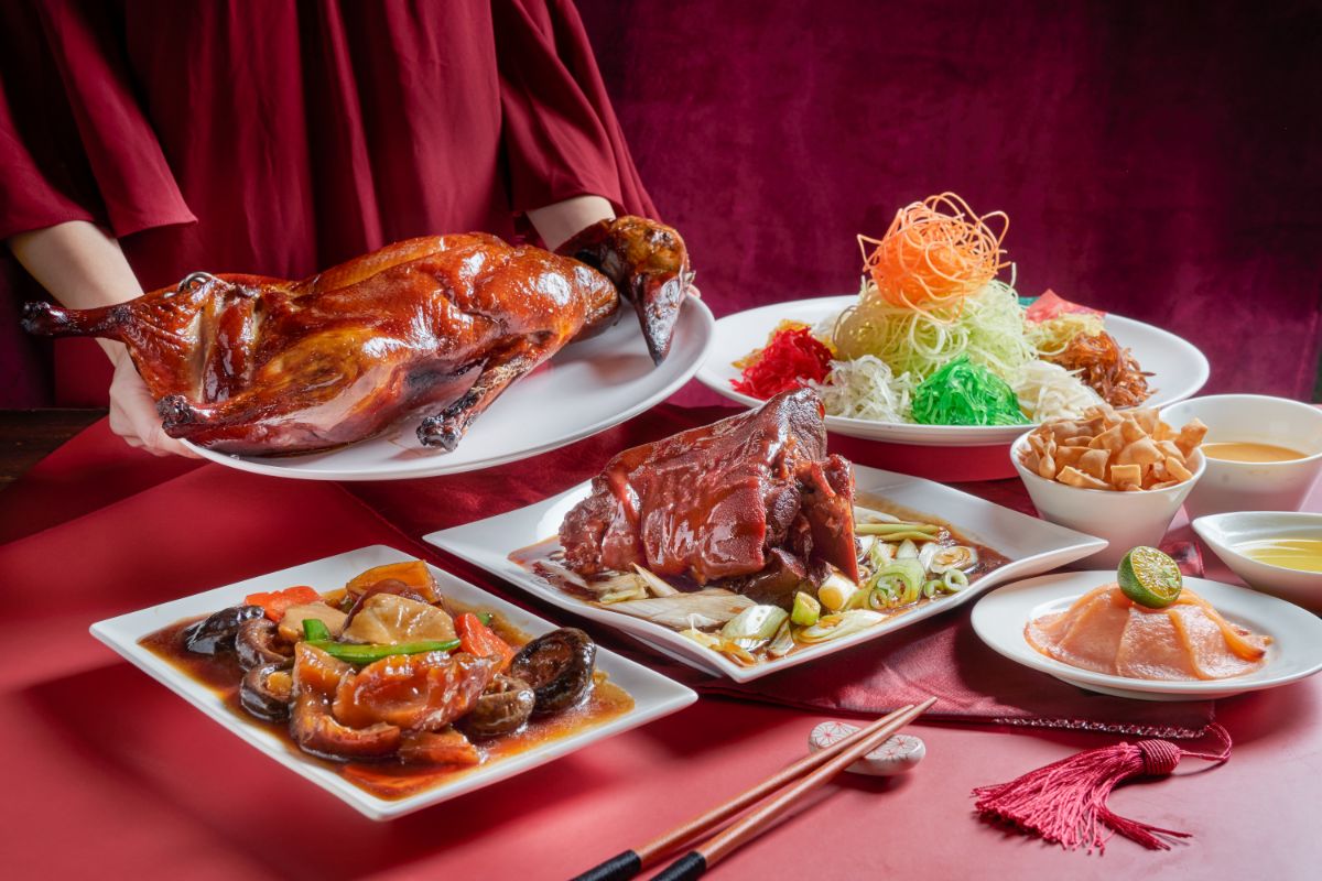 10 Best CNY Food Deliveries In Singapore 2023 For MustHave Yu Sheng