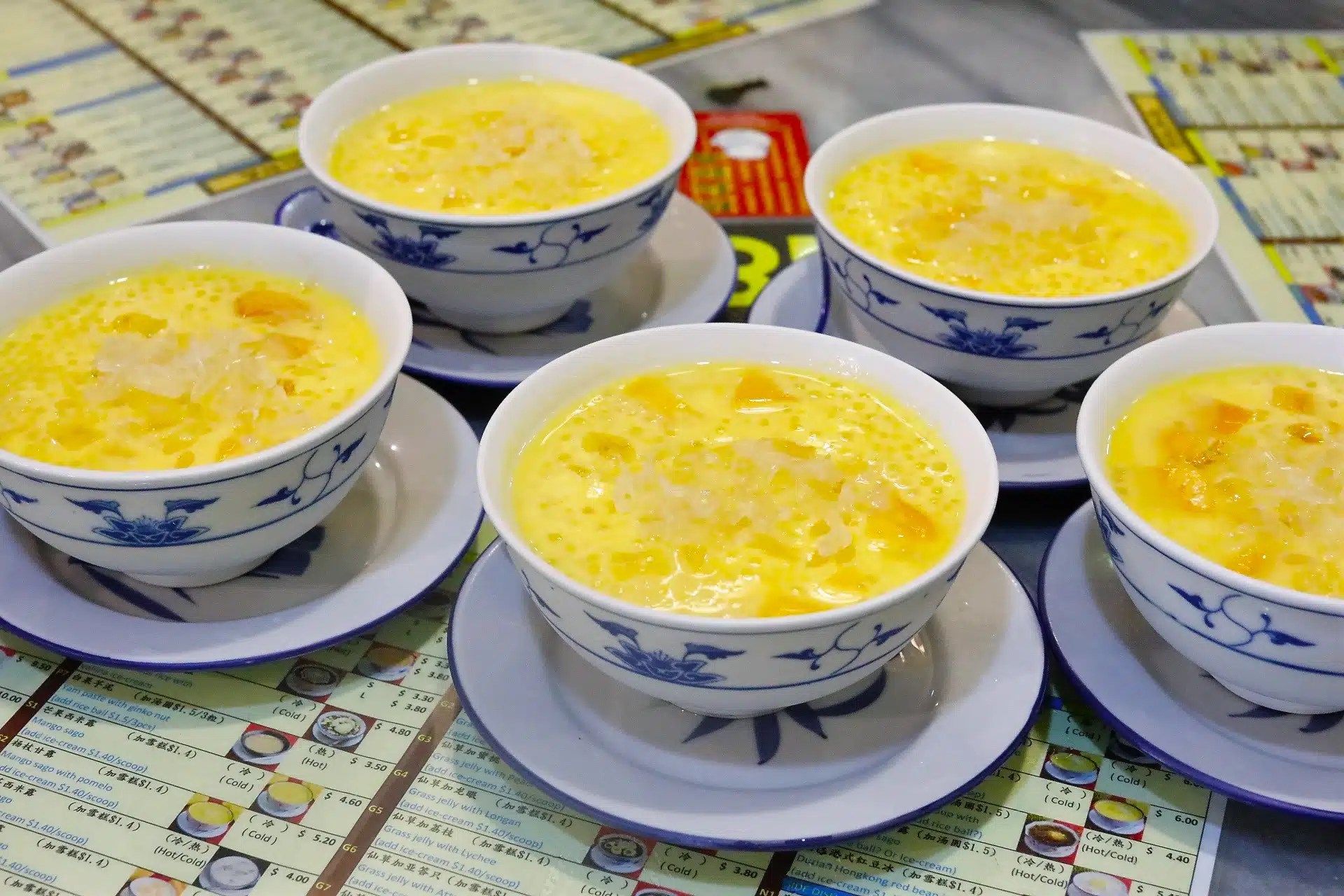 Ah Chew Desserts Popular Local Dessert Shop Opens At Orchard