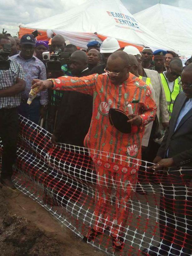 youths & Journalist Clash In Akwa Ibom State On Sharing Formula Of