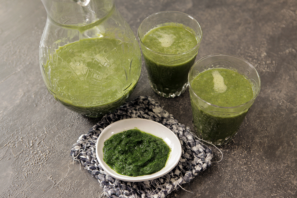 Chlorophyll Paste & Smoothie Dani Valent
