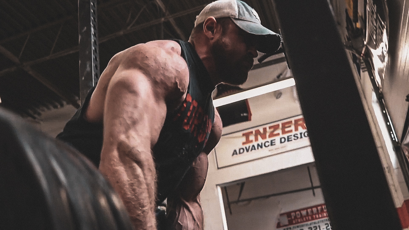 Powerlifter Vs. Bodybuilder!