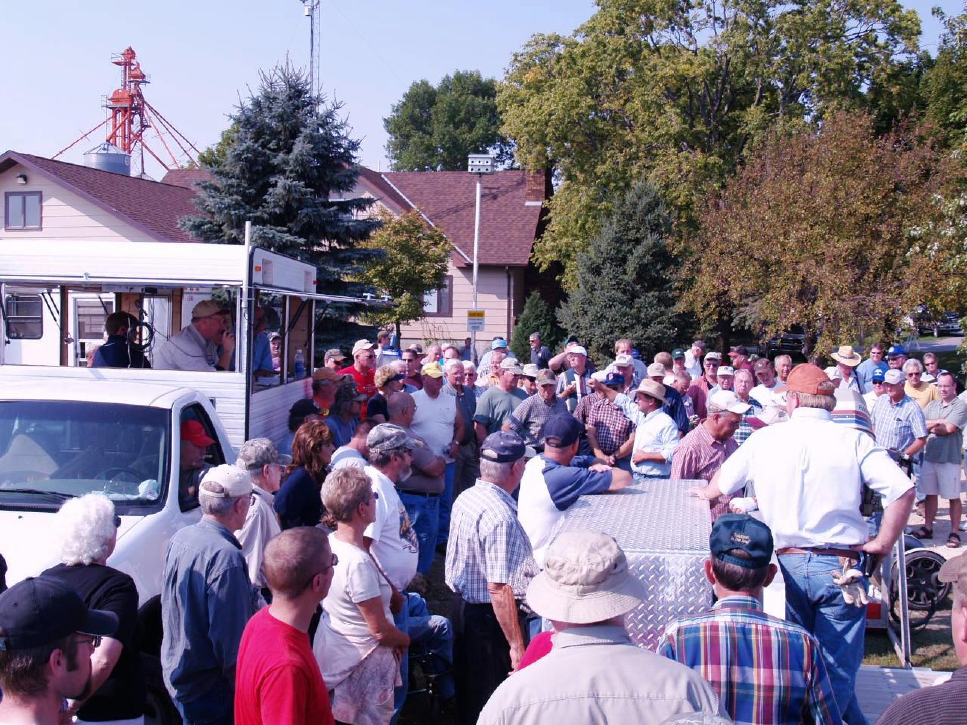 Dan Pike Auction Company & Land and Farm Services Unlimited