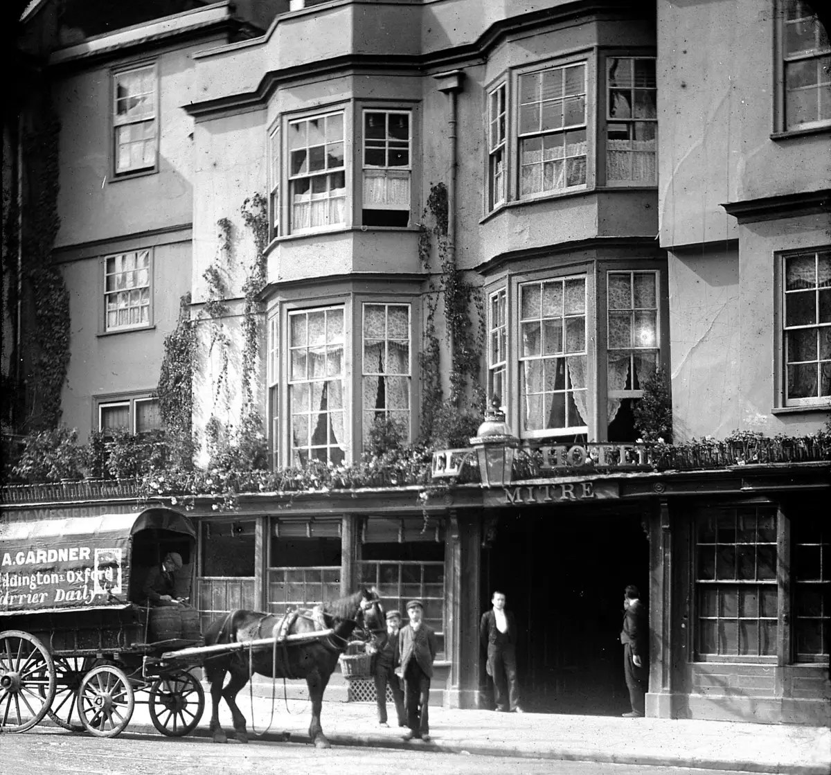 Before we had the Oxford Tube/X90, we had this. It only cost £1, but on