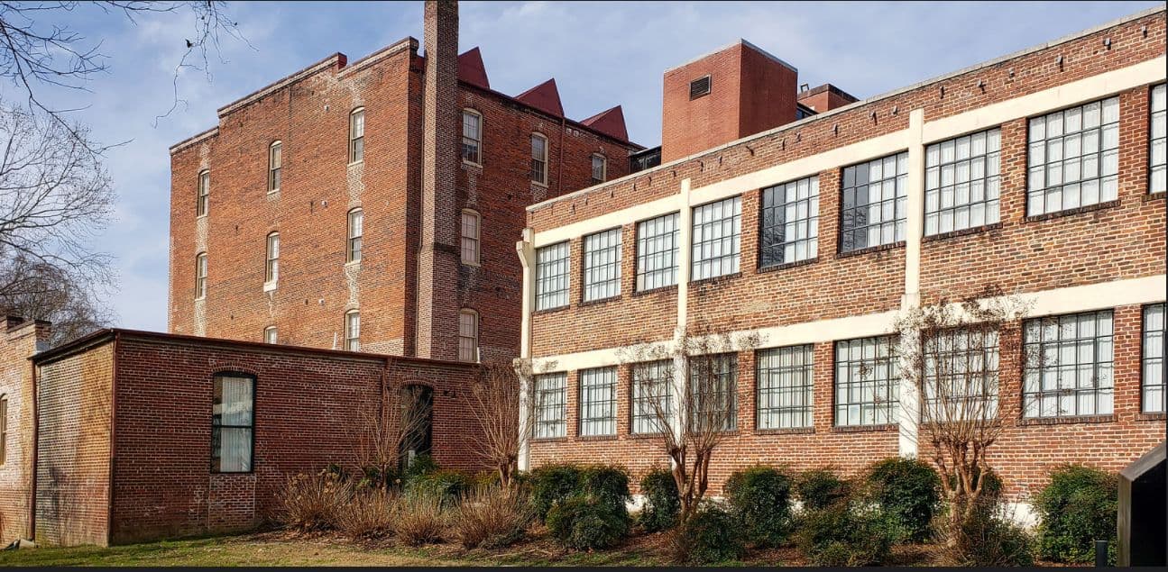 1 & 2 Bedroom Downtown Apartments Dan River Crossing