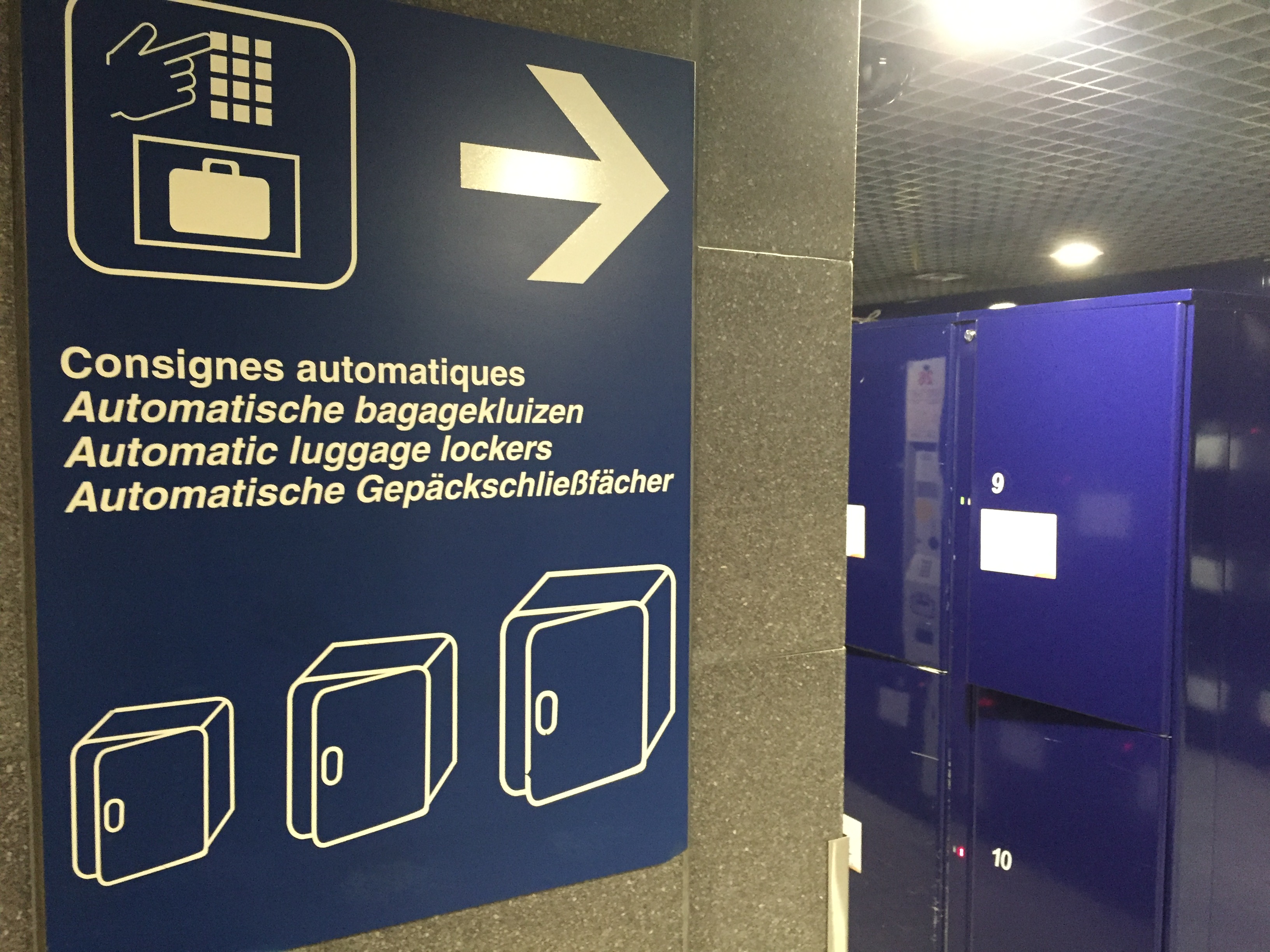 The luggage lockers area at Brussels Midi station