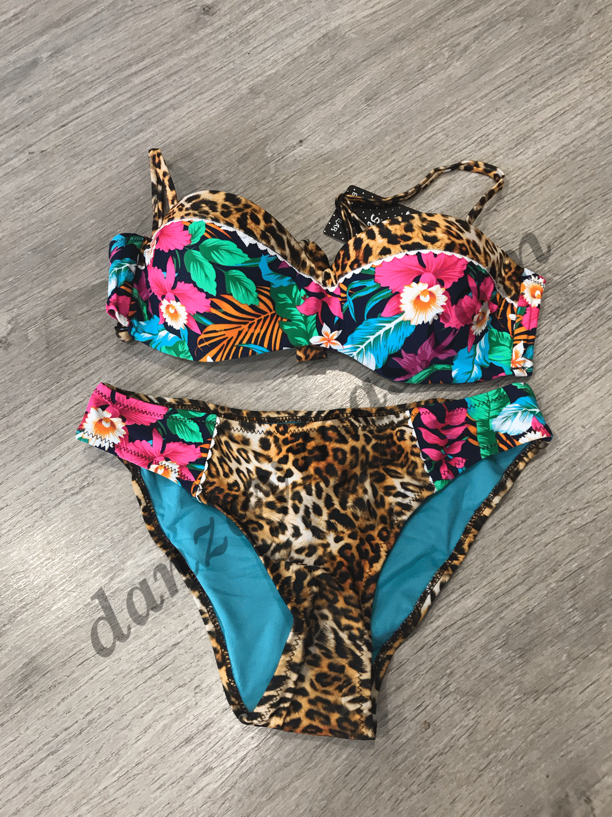 Bikini mujer con estampados de jungla Danza y Más