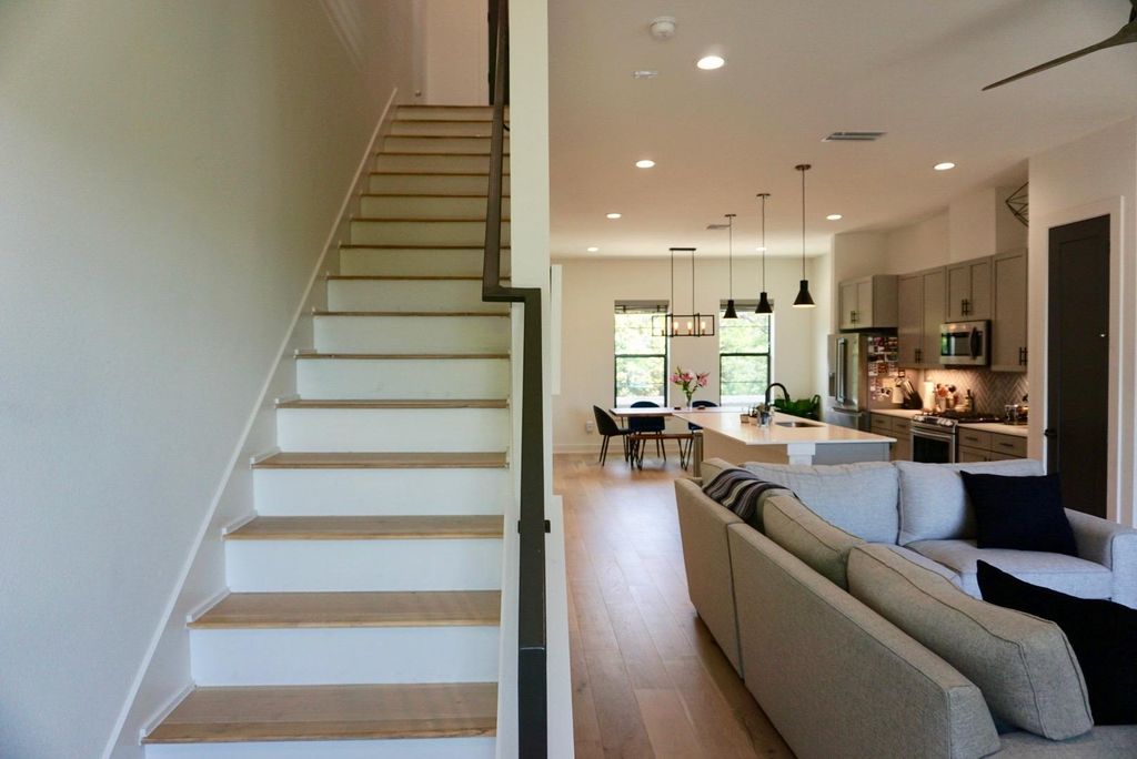 Clawson Ridge Condos Danze & Davis