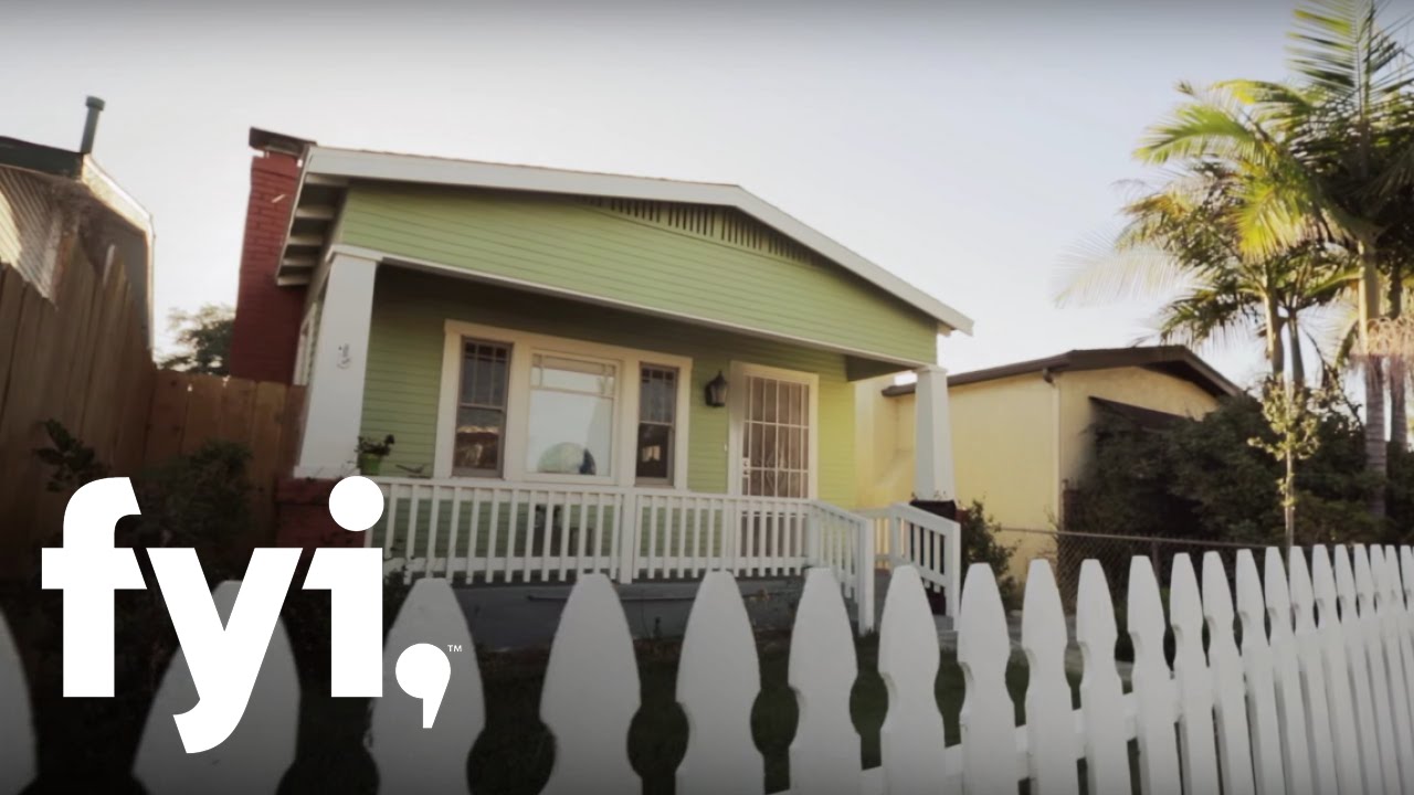 Tiny House Places Girlfriend's Perspective On OffGrid Tiny House