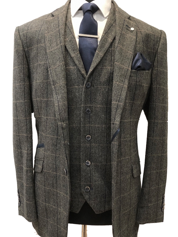 Wedding suit hire Dapper Surrey, Herts, Dorking, Surbiton,