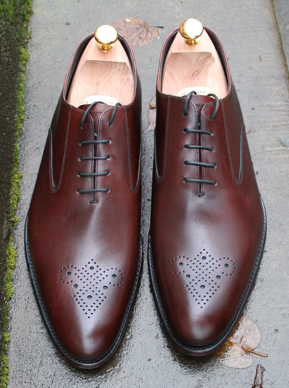 Win it The Herring SwanNeck Oxford in Burgundy