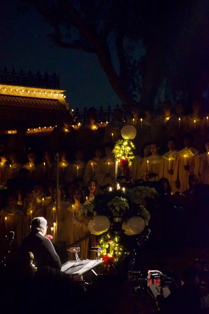 Disneyland’s Candlelight Processional and Ceremony Celebrates Christmas