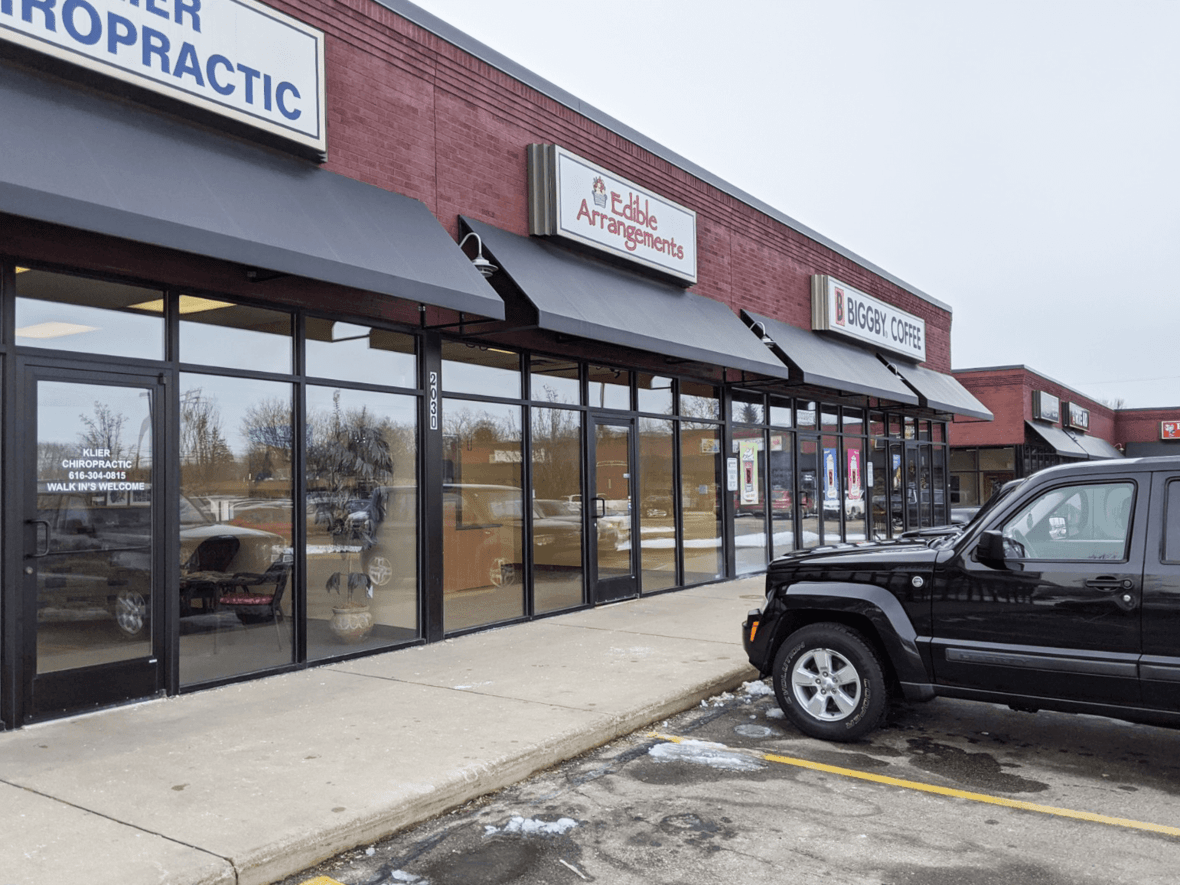 2030 Lake Michigan Drive NW, Grand Rapids, MI 49504 DAR Commercial Real Estate