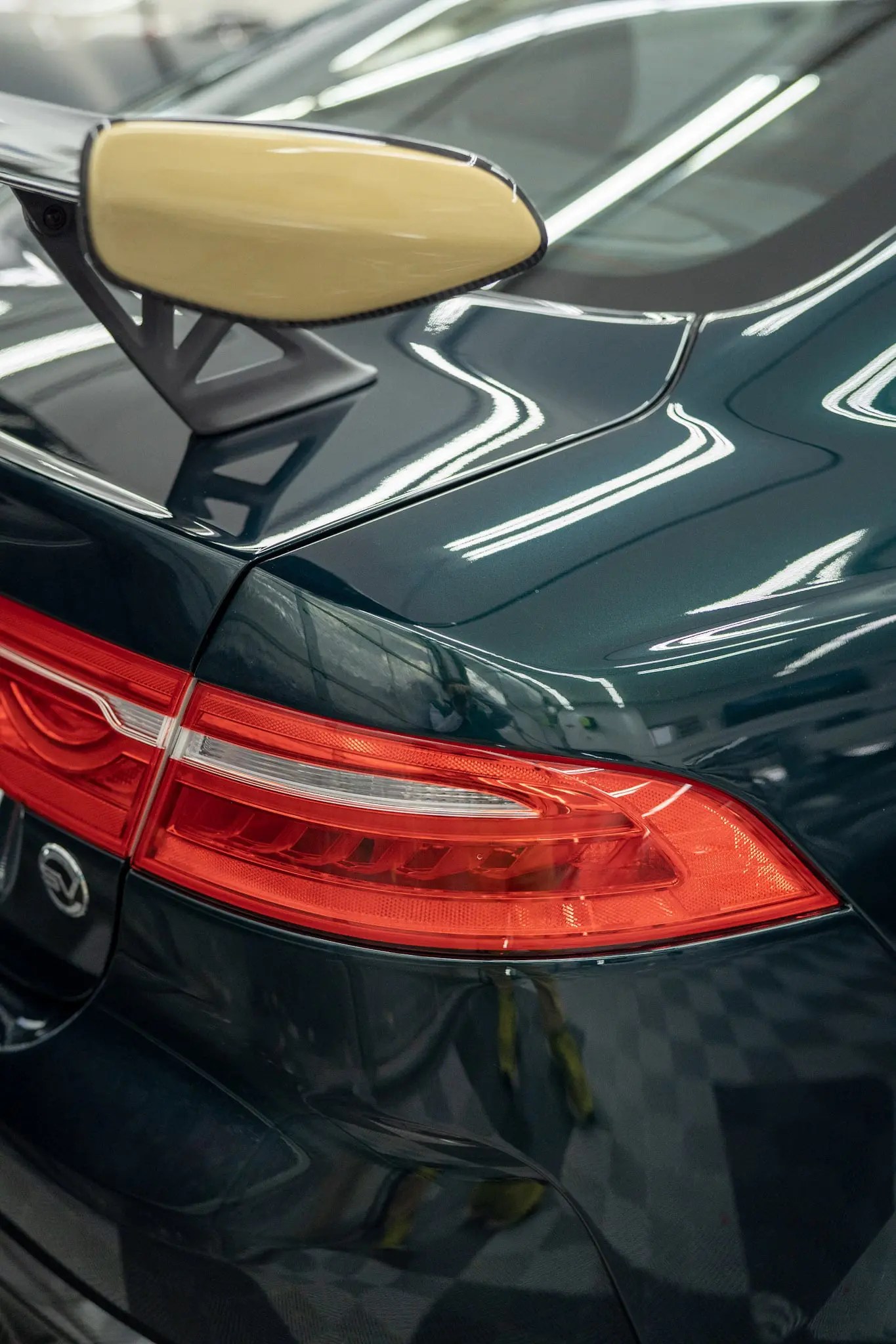 Jaguar project 8 Dark Green Darien Detail