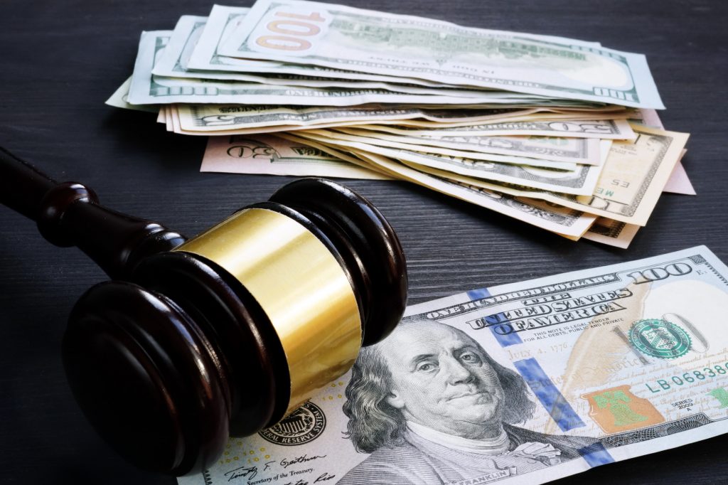 25 Examples of Small Business Fraud, Embezzlement and Workplace Theft