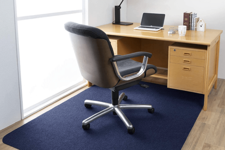 Select the best chair mats for your home office darkinthedark