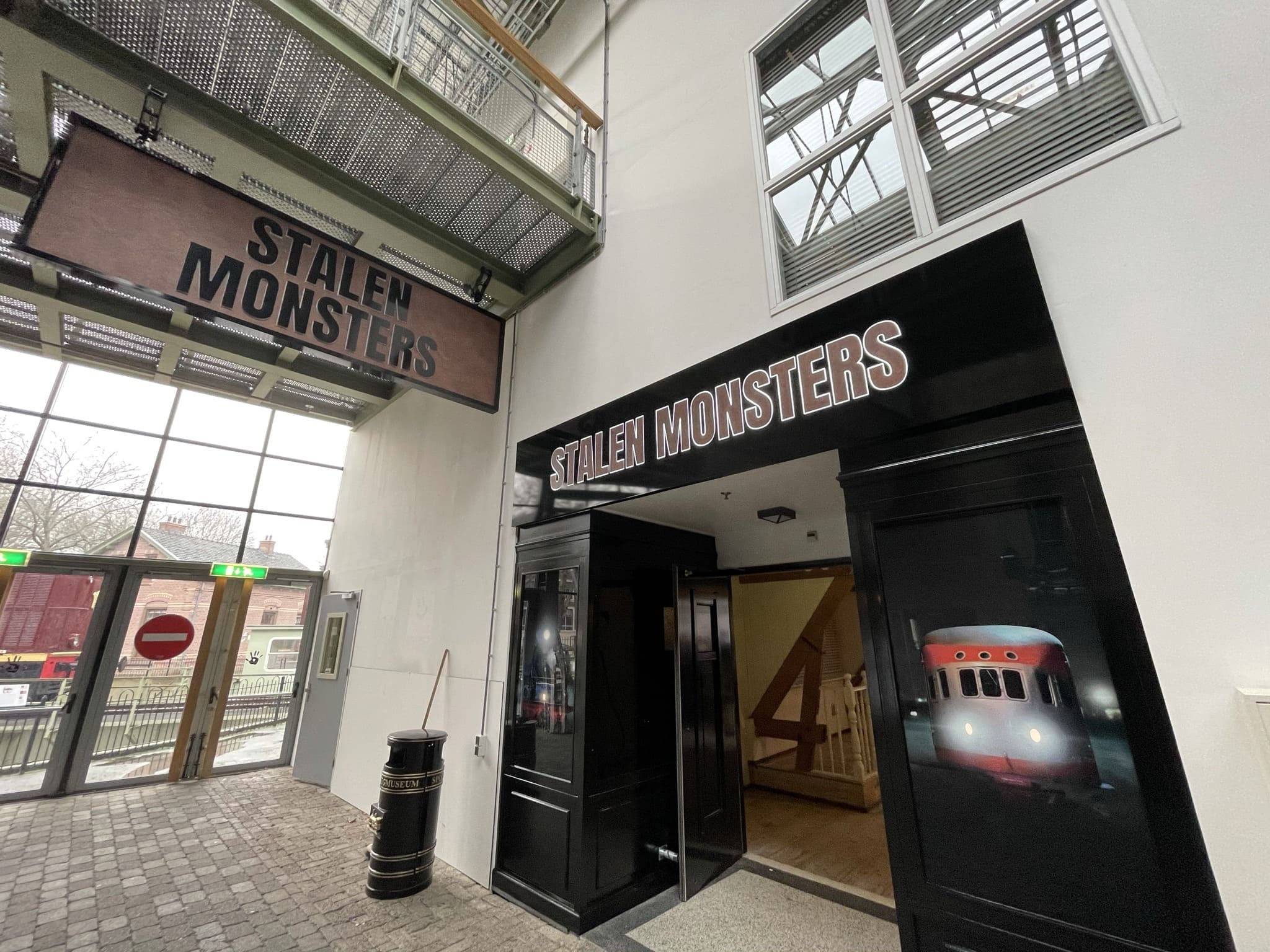 Tr Behind The Scenes Bij Stalen Monsters Pretpark Club Forum