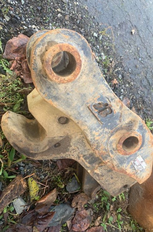 JB QUICK COUPLER (CAT 305.5) Darling Sons Intl