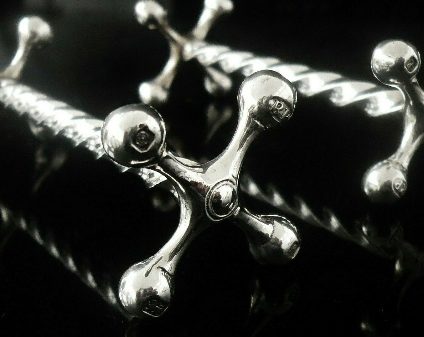 Sterling Silver Knife Rests, Cutlery, Pair, Heavy, Sheffield 1985