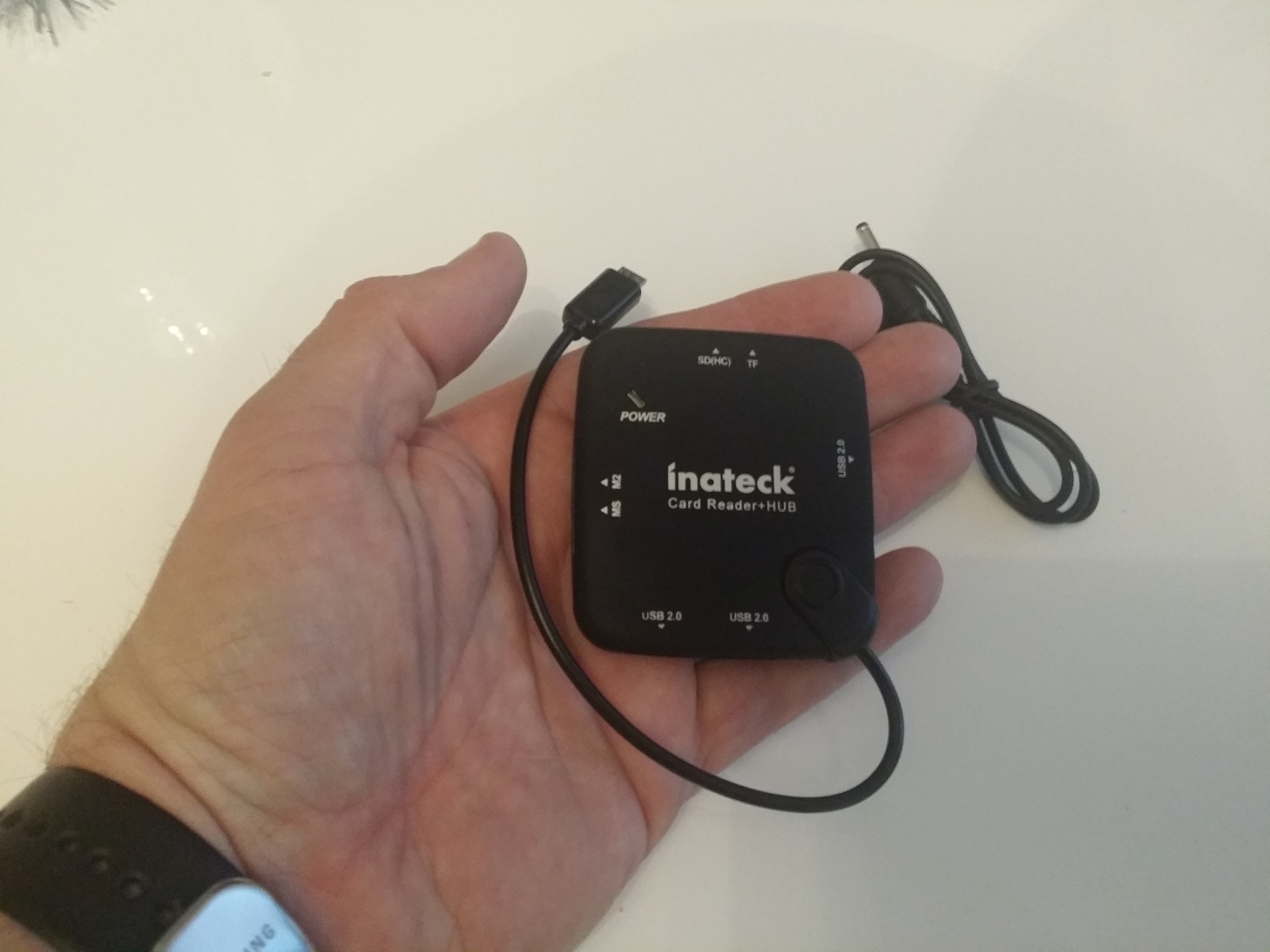 Inateck card reader and hub review. Coolsmartphone