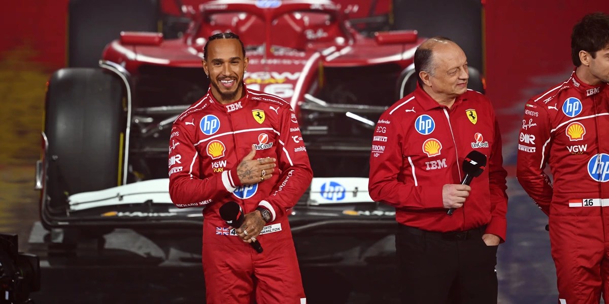 Lewis Hamilton Kembali Bersinar di Papan Atas Formula 1