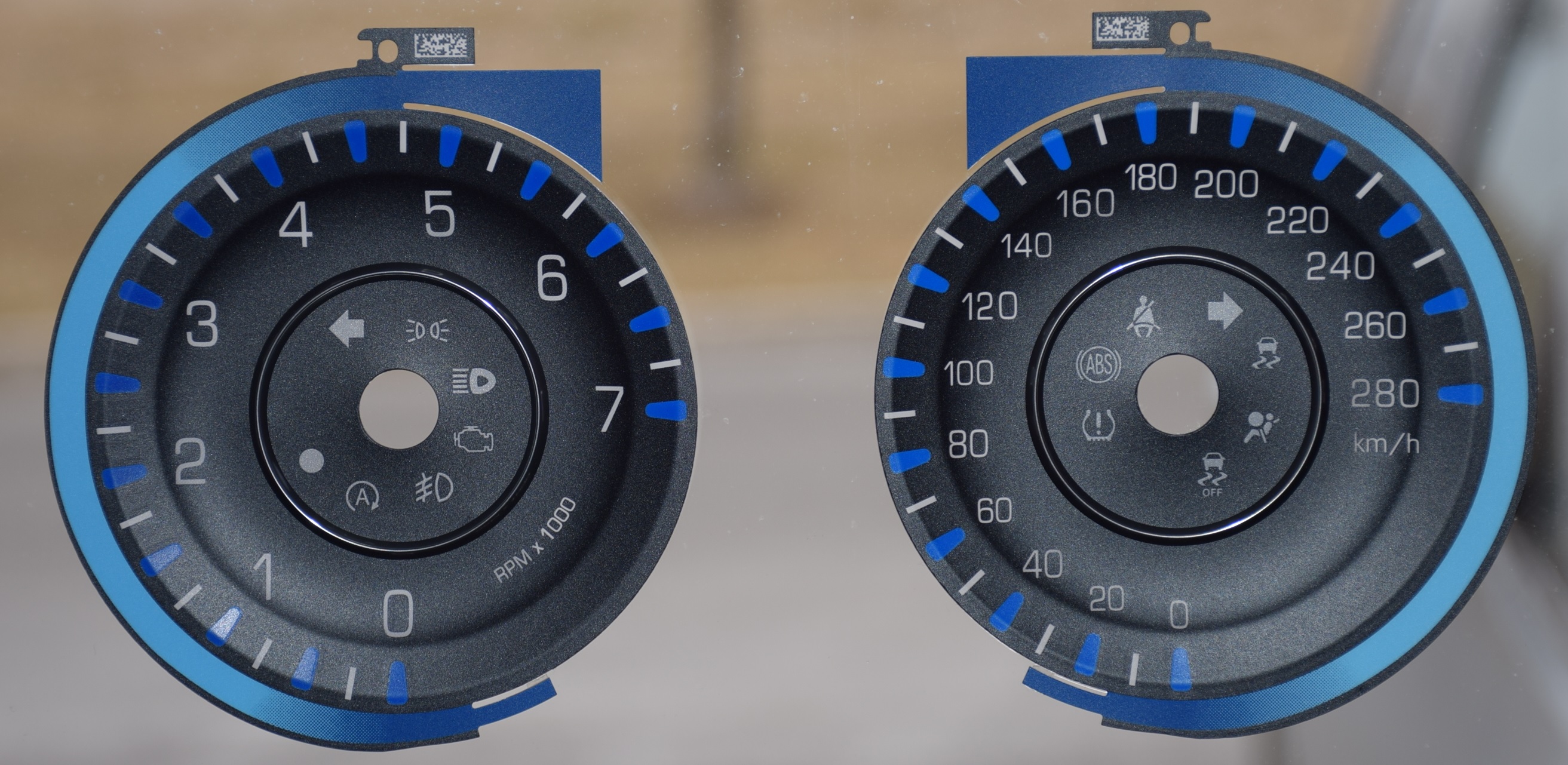 GAUGE OVERLAY FOR 20152016 CHRYSLER 300C KM/ H