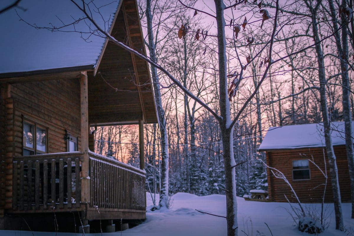 CHECKING IN IRWIN LAKE CHALETS, OLD BARNS NOVA SCOTIA Dashboard Living