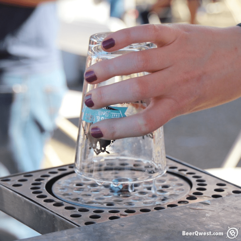 The Perfect Pint How To Clean Your Guinness Glass AC/DC Beverage