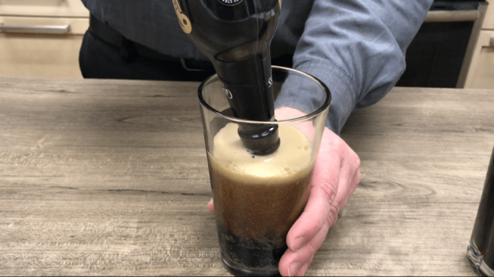 How To Serve Guinness Stout AC/DC Beverage