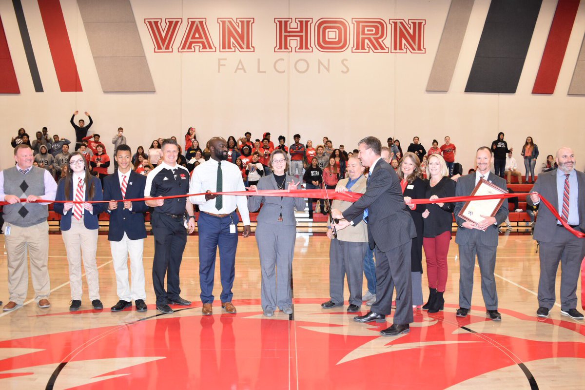 How Many Graduates At Van Horn High School Highschool Cube