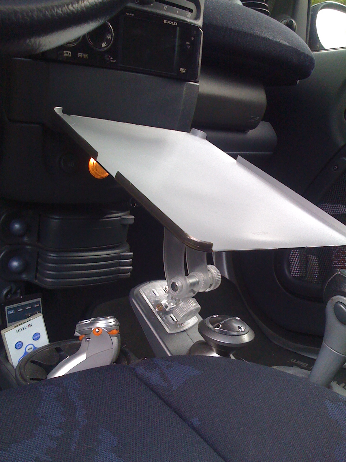 IPad Halterung 2 | Hardware | Galerie | MacTechNews.de