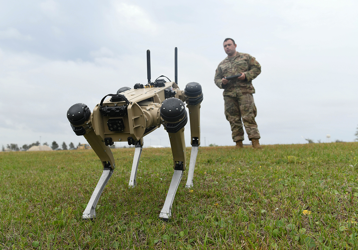 Biomimicry for defense aims for agility, small size Military Embedded Systems