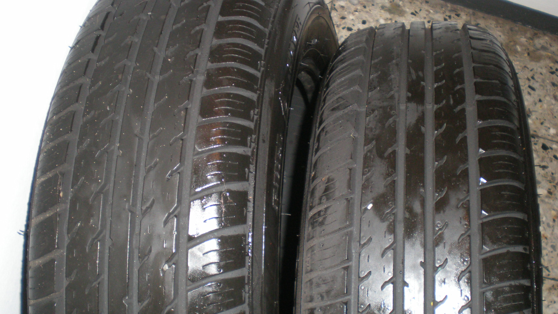 2x195/65R15 91 V Firestone Sommerreifen (Profiltiefe NEU) Biete
