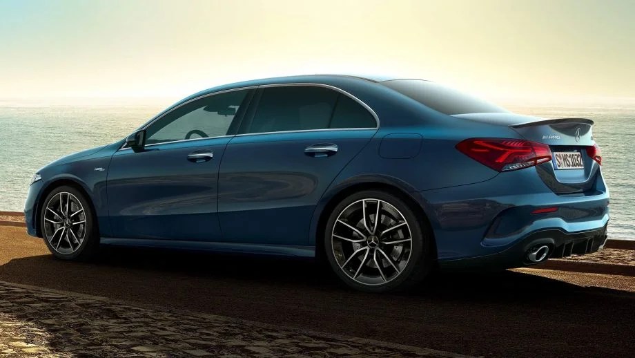 MERCEDESBENZ AKlasse A35 AMG Limousine