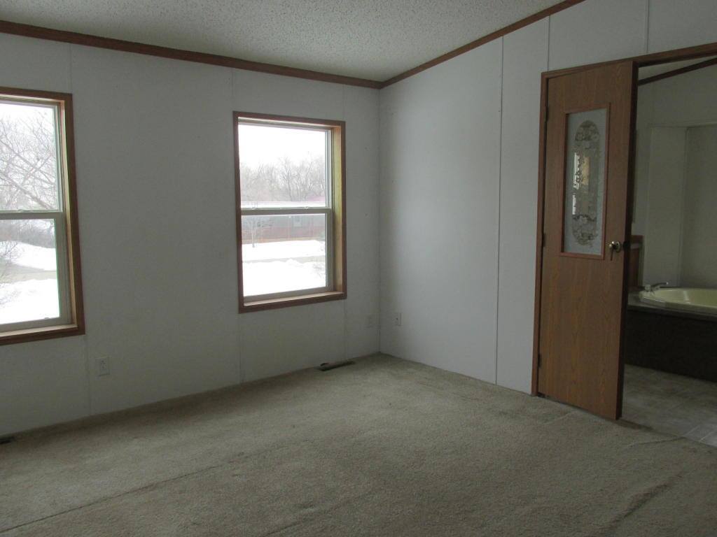 3114 9th Ave East, Williston, ND 58801 Listings Kim Semenko