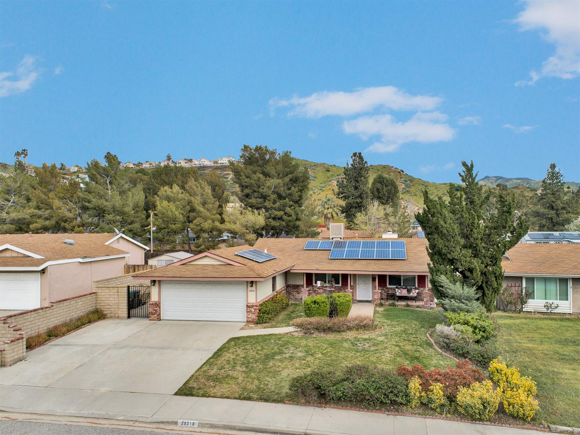 29218 Abelia Rd, Canyon Country, CA 91387 Listings NextHome Real Estate Rockstars