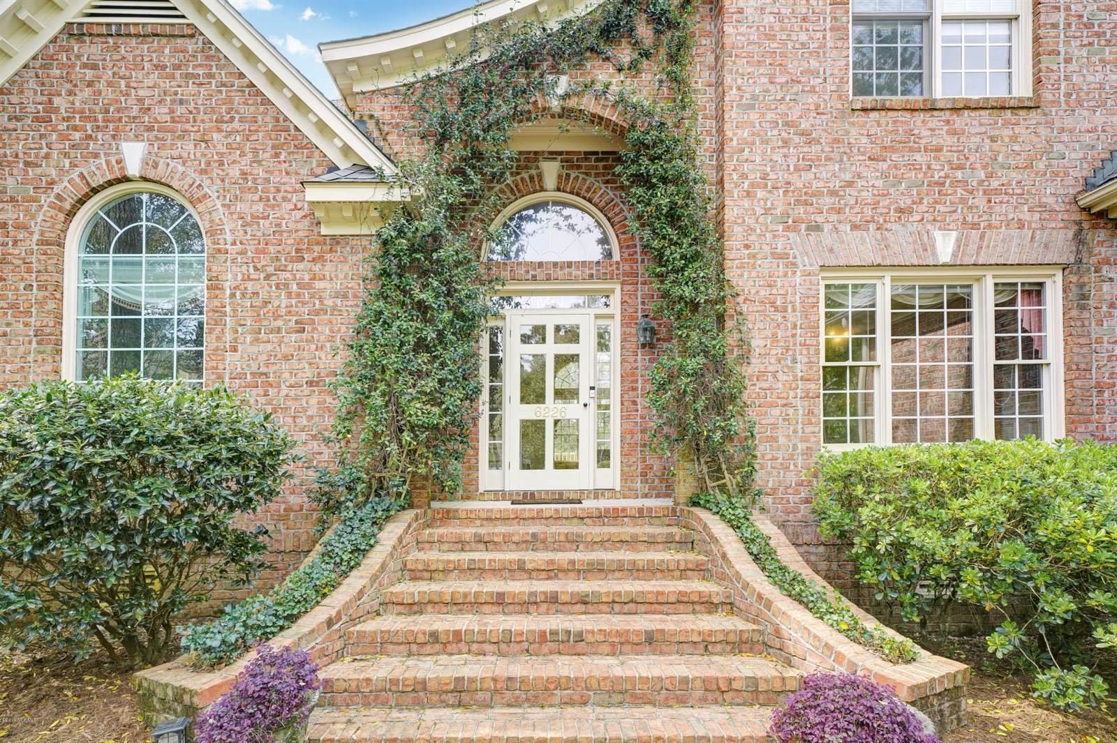 6226 Ingleside Drive, Wilmington, NC 28409 Listings Trisha Browne