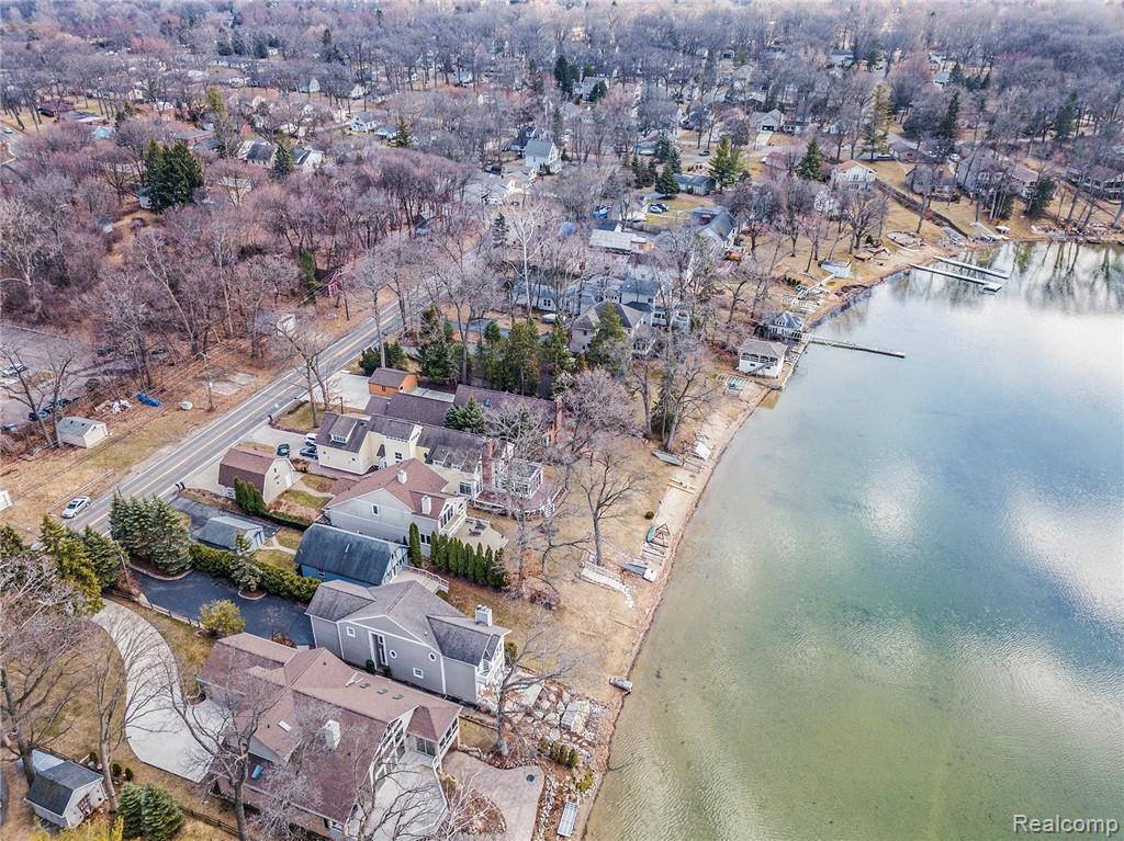 1865 Watkins Lake Rd, Waterford, MI 48328 Listings NextHome Showcase