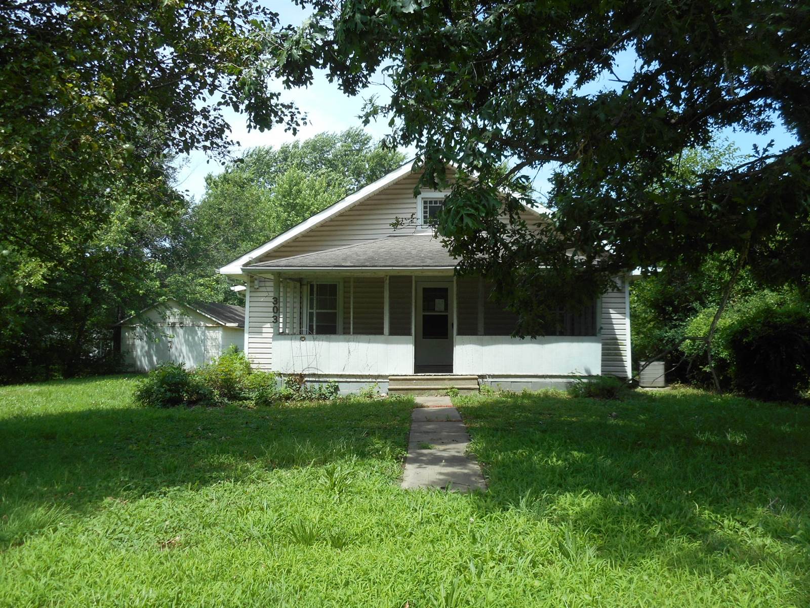 303 S Boyle St, Scranton, KS 66537 NextHome Business Listing