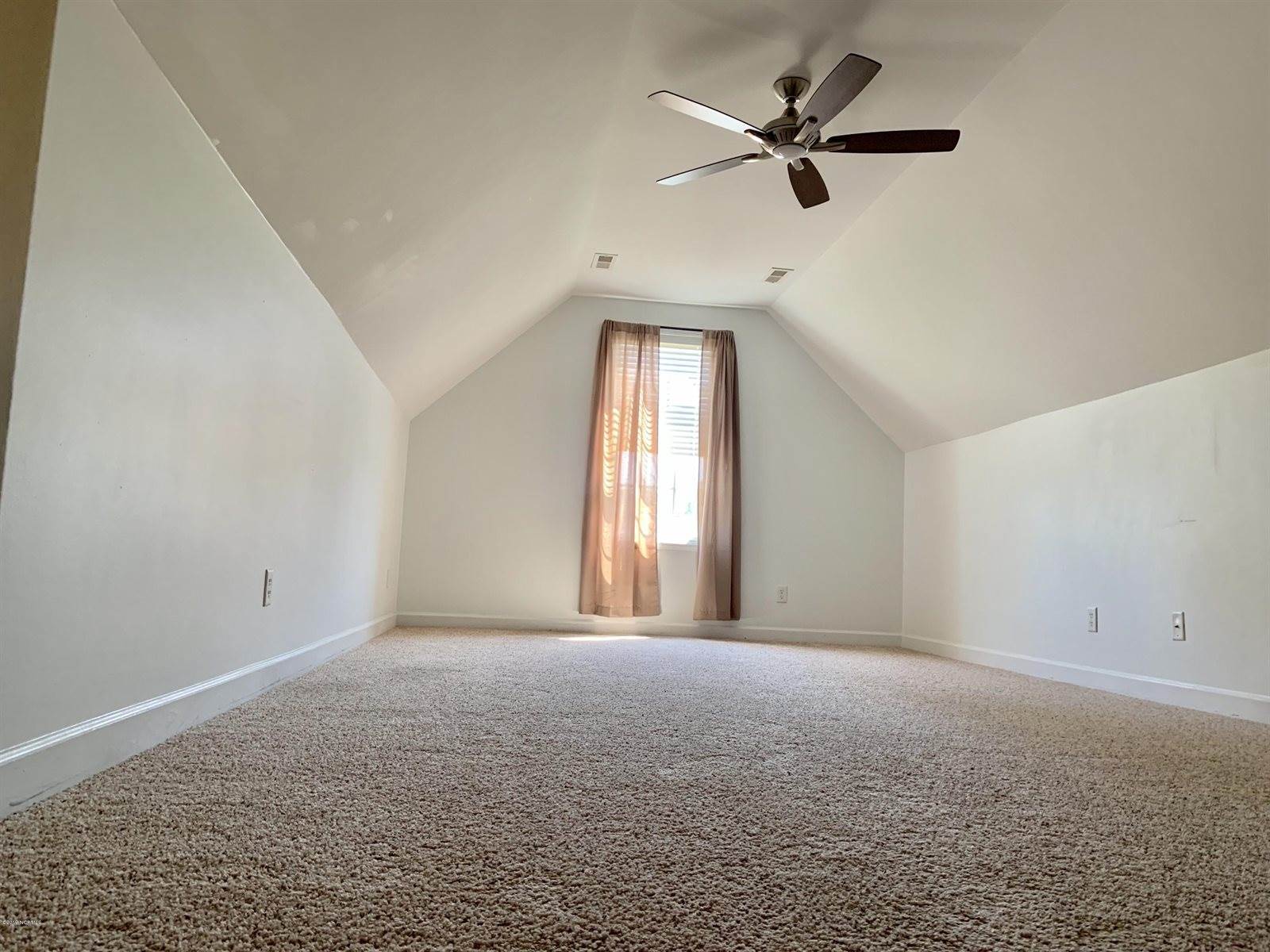 103 Southern Magnolia Court, Hampstead, NC 28443 Listings Trisha Browne