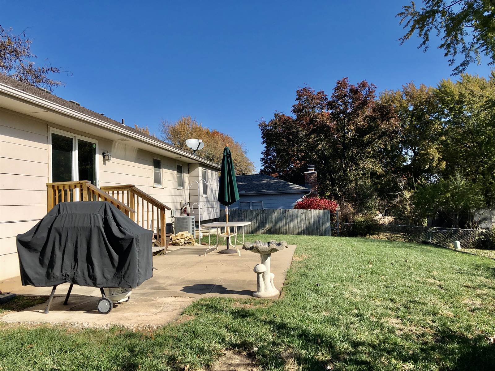 2521 SE Tidewater DR, Topeka, KS 66605 Listings NextHome Professionals