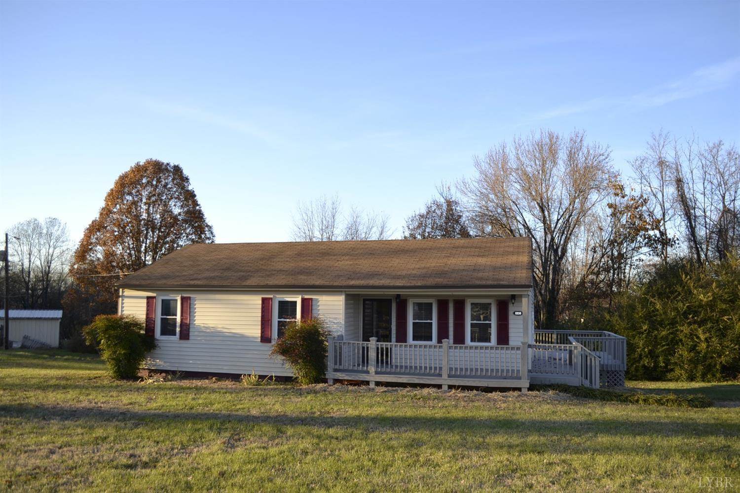 1233 Lee Grant Avenue, Appomattox, VA 24522 Listings Open the door