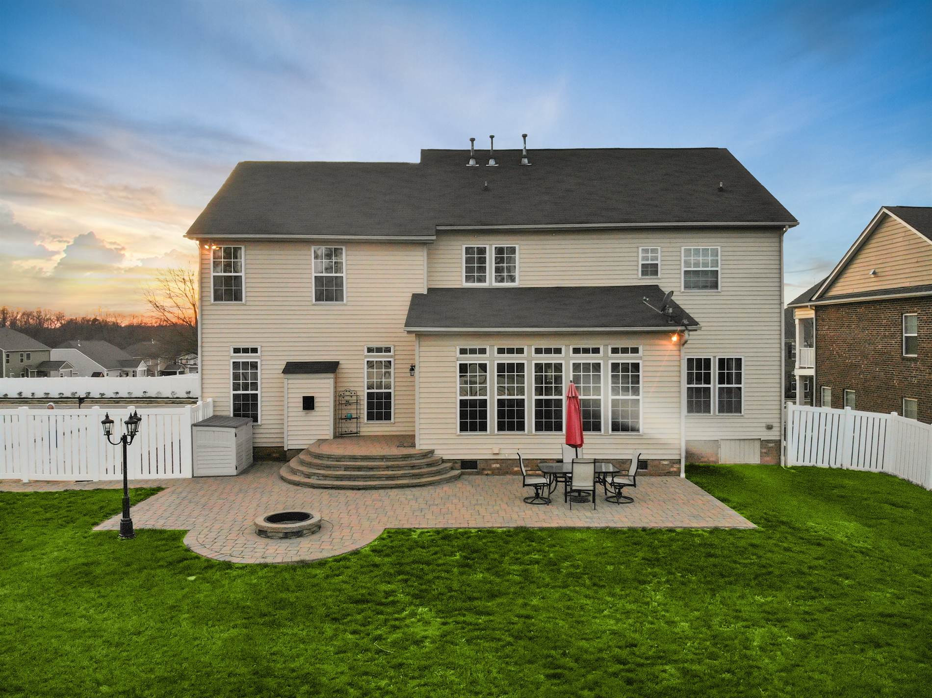 155 W Warfield Drive, Mooresville, NC 28115 Listings Leah Varnell