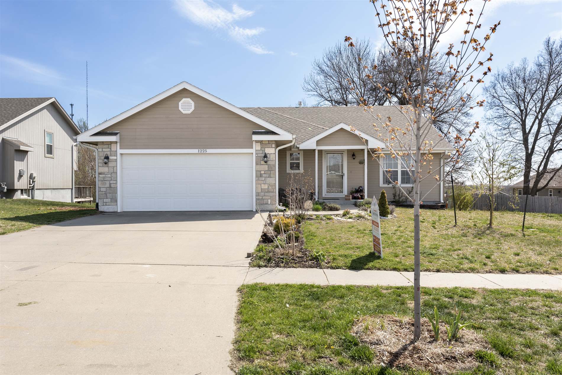 1225 Stonybrooke Lane, Junction City, KS 66441 Listings NextHome