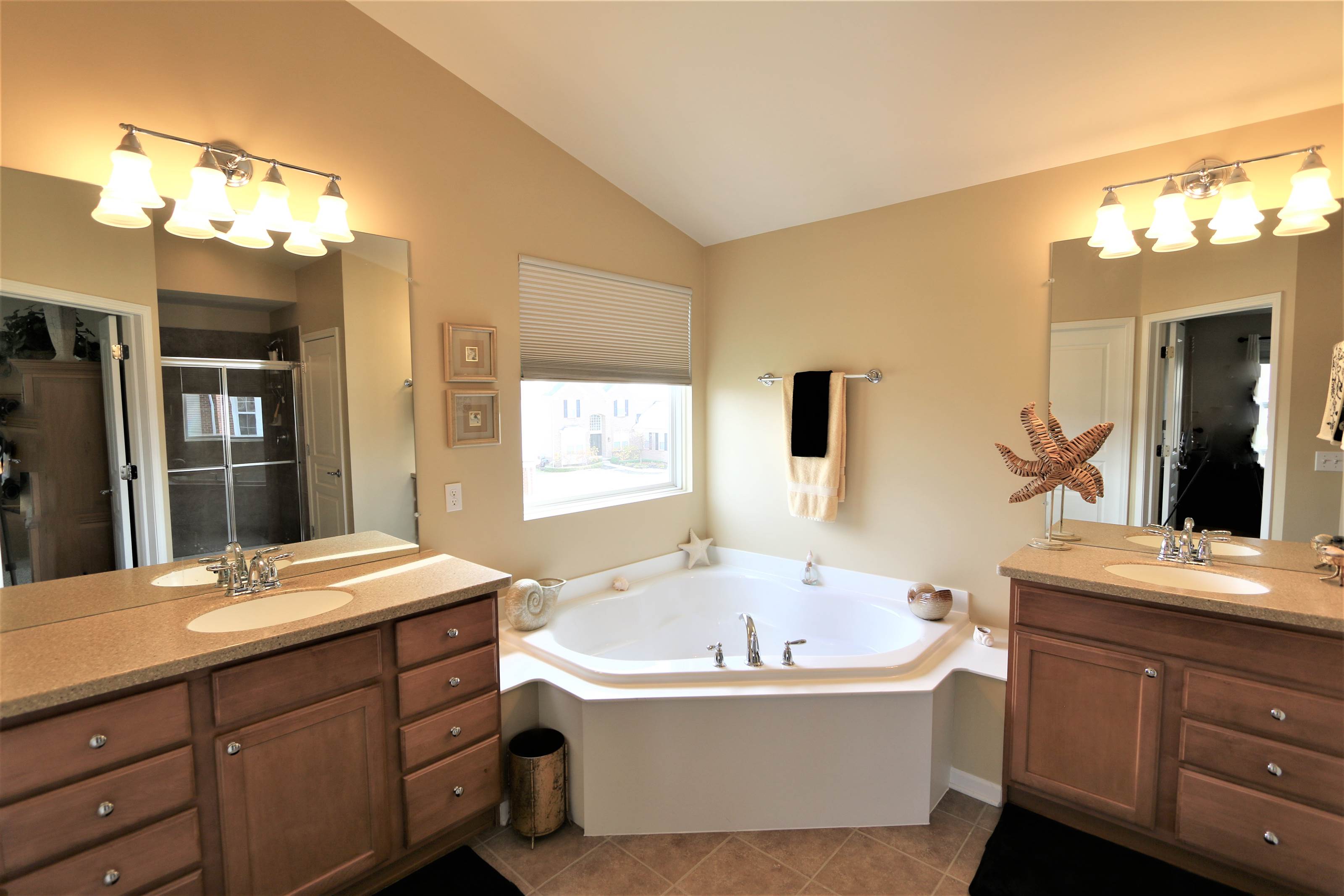 6115 Quartz Court, Grand Blanc Township, MI 48439 Listing Details