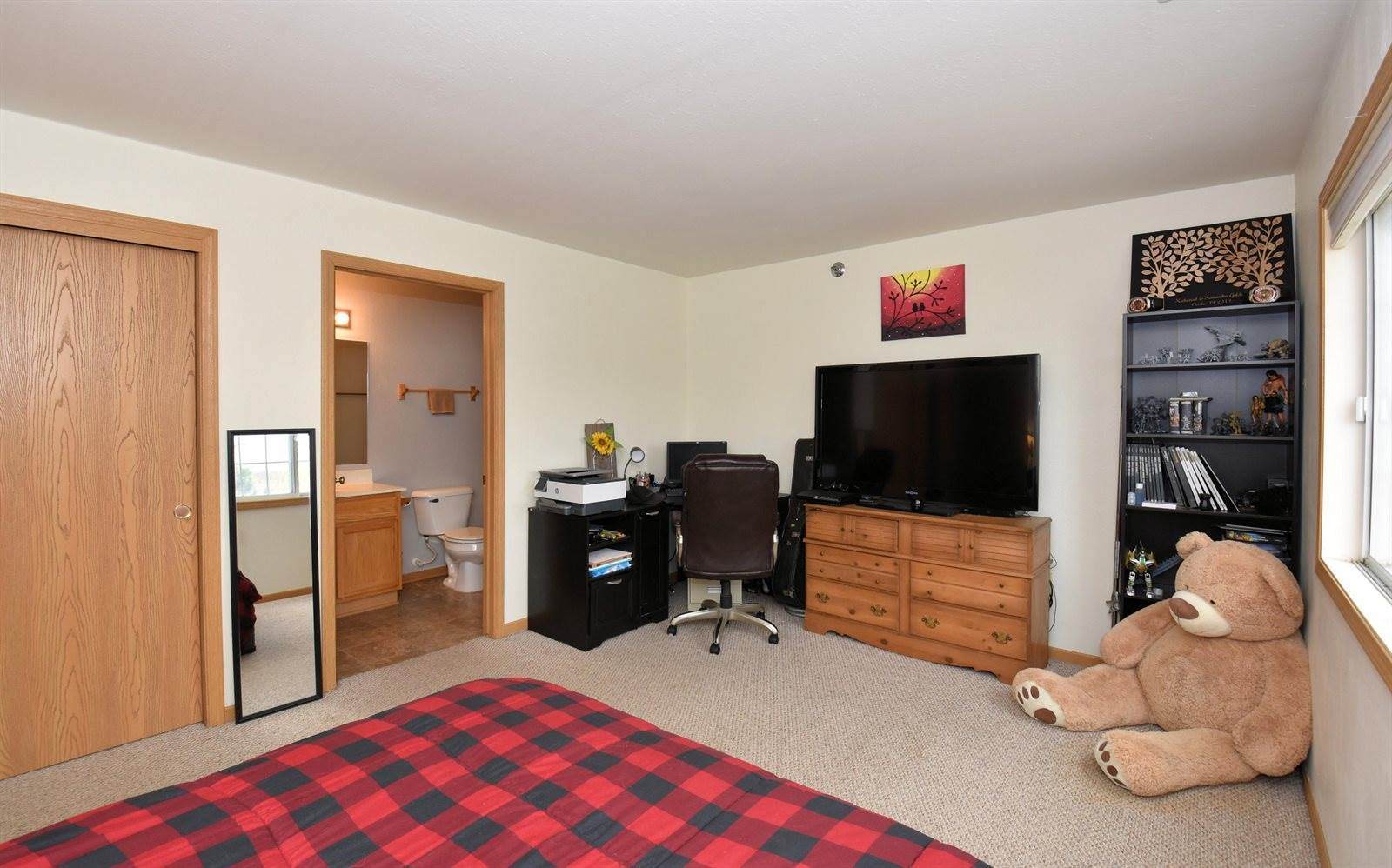 8060 Lexington Pl, 11, Pleasant Prairie, WI 53158 Listings